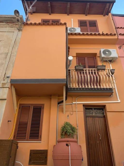 A Rizzilla Guest House Nicotera Extérieur photo